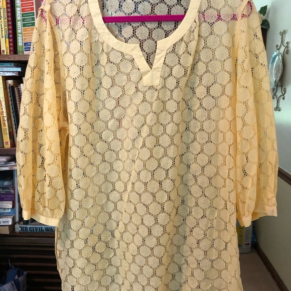 SHEAR LACE TOP - Picture 1 of 2